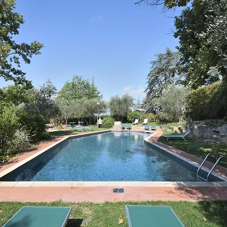 Taglialegna A Montefiorile Holiday home *