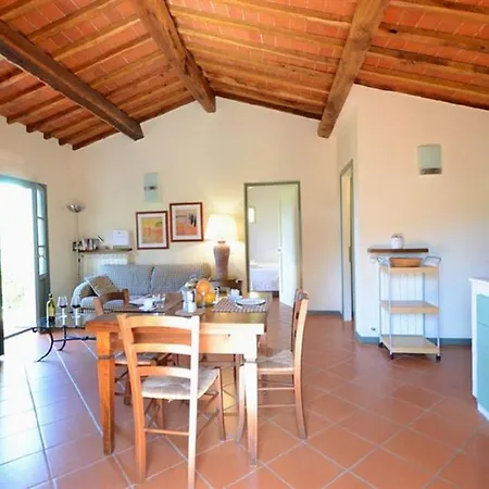 Taglialegna A Montefiorile Holiday home Gaiole in Chianti