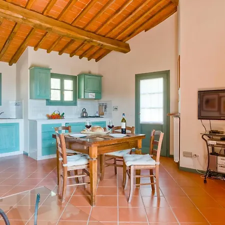 Holiday home Taglialegna A Montefiorile *