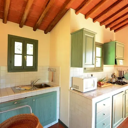 Taglialegna A Montefiorile Holiday home